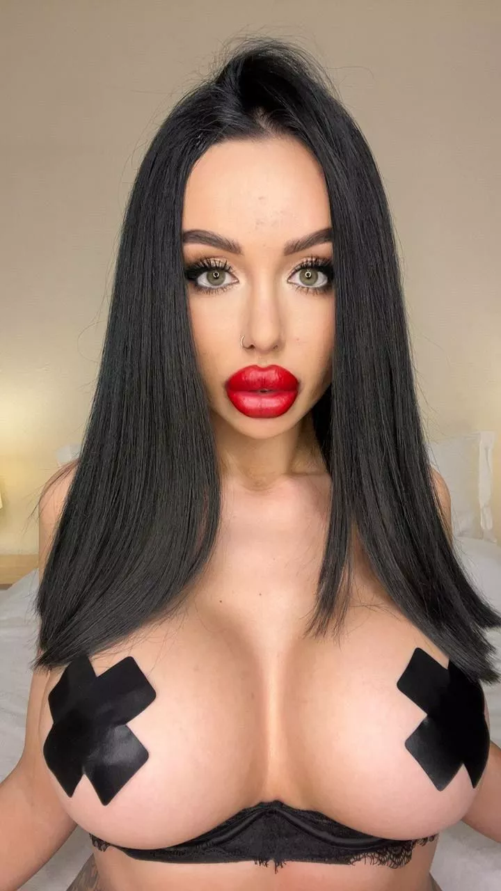 Bolted on me) posted by Mia_murrX