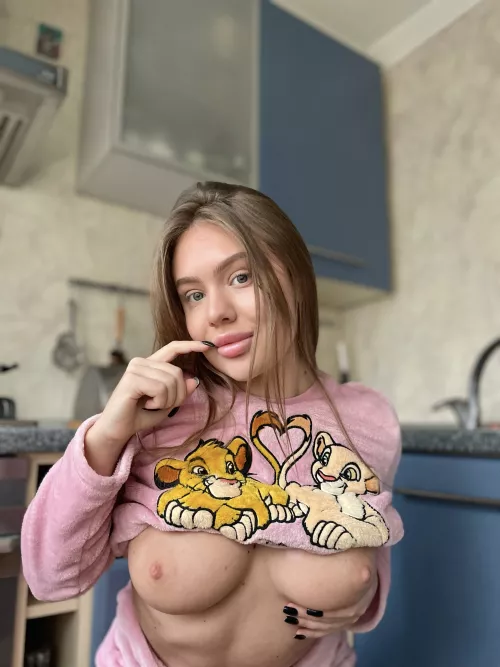 cutie babe with huge boobs by funkyjam19