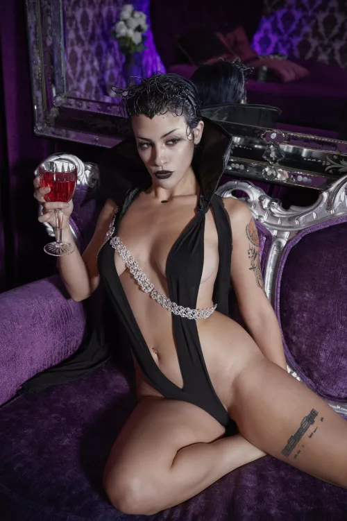 Dark Lily Cosplay Legend 1985 by Mars X Suicide by marsxsuicide