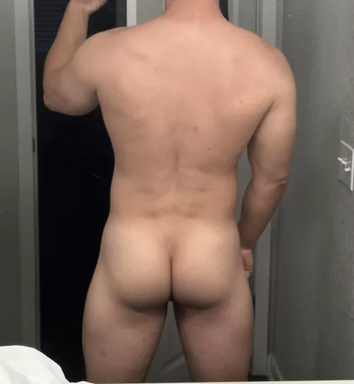 Do I have a nice ass for a straight guy? by PrestigiousSpreader2