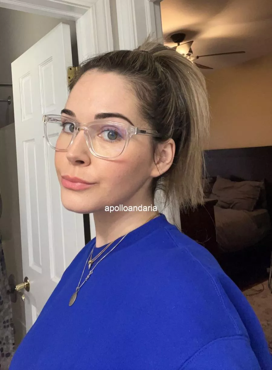 Feeling cute posted by apolloandaria