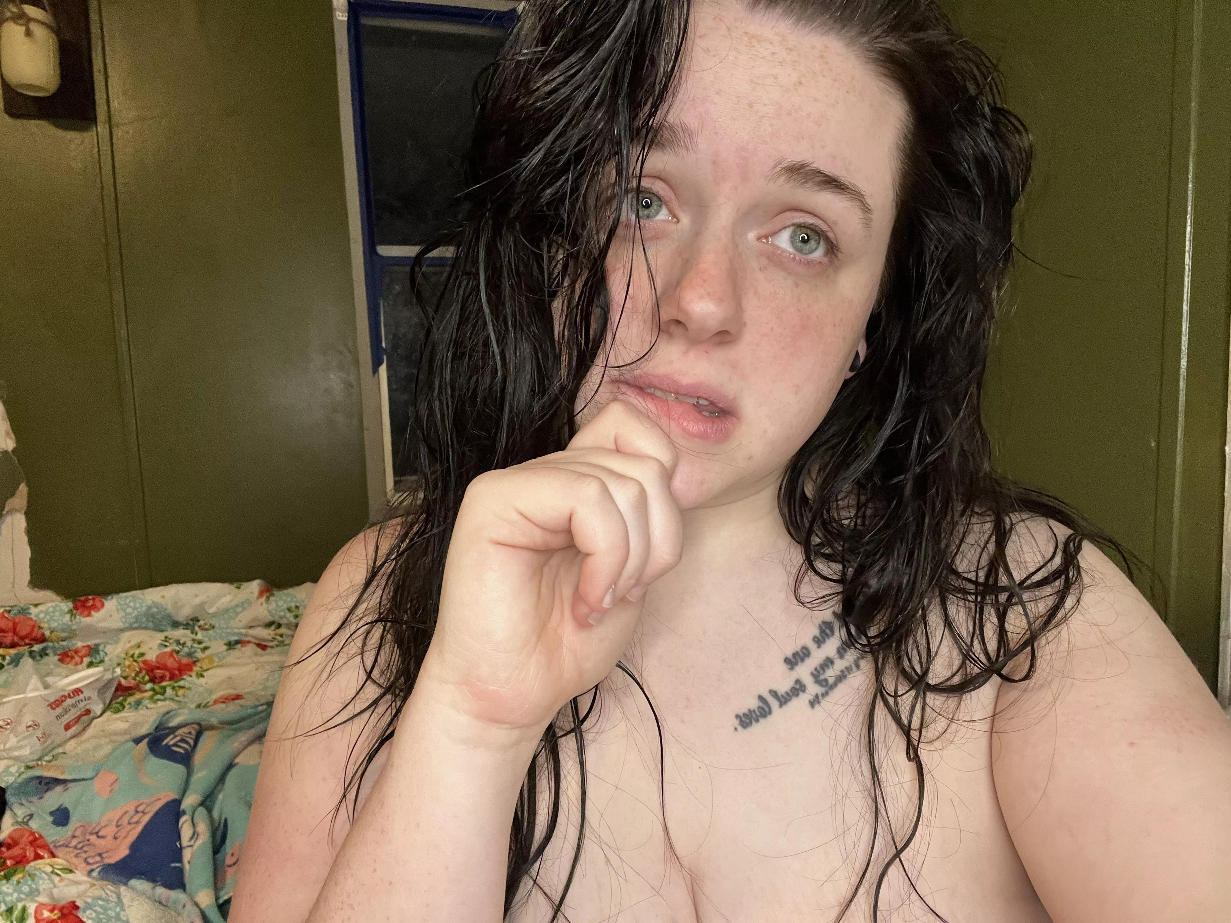 Feeling hot . What do you think ? posted by Lovelyladylette