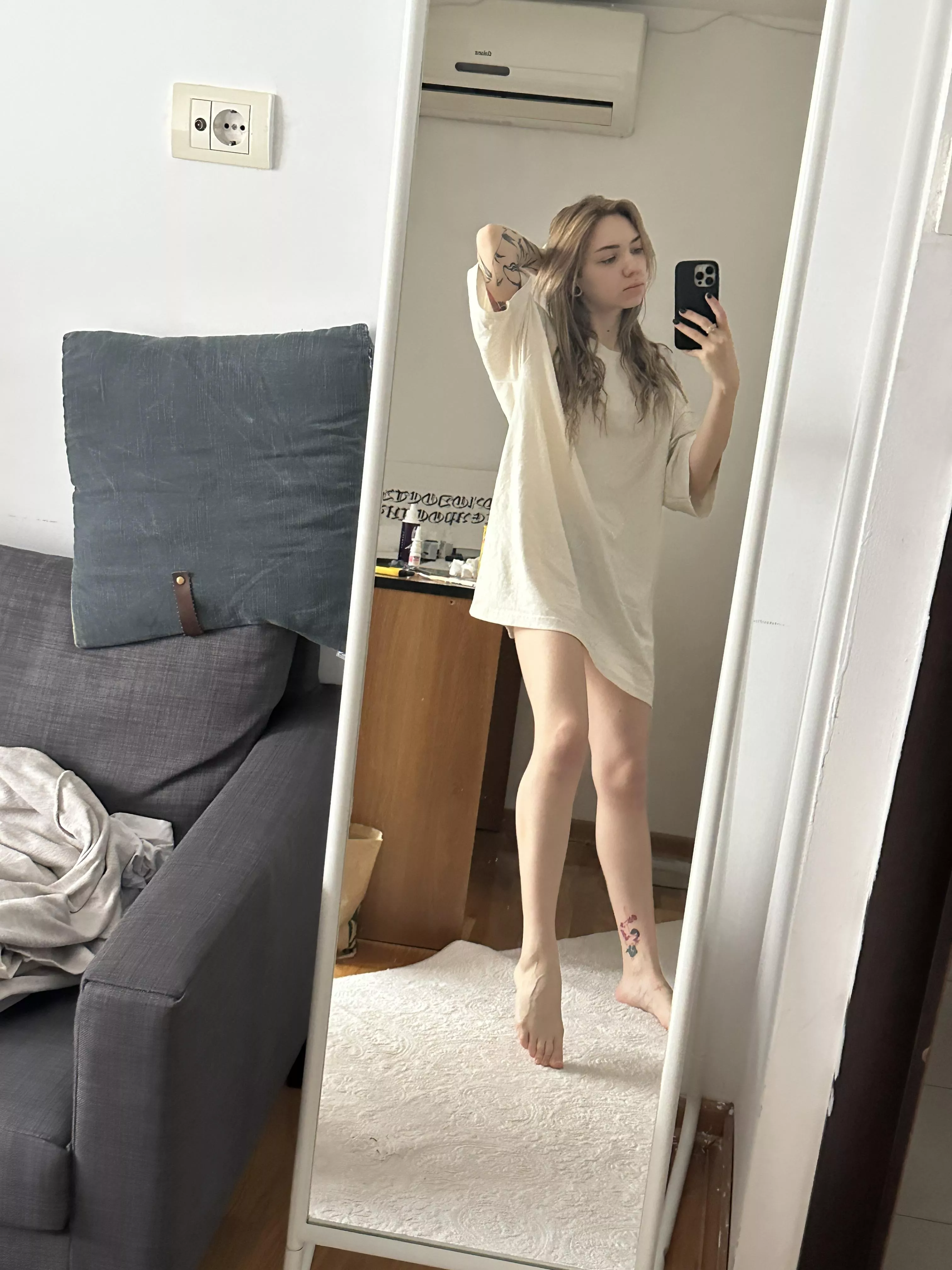 [f]My morning selfie:) posted by parlousActivism227