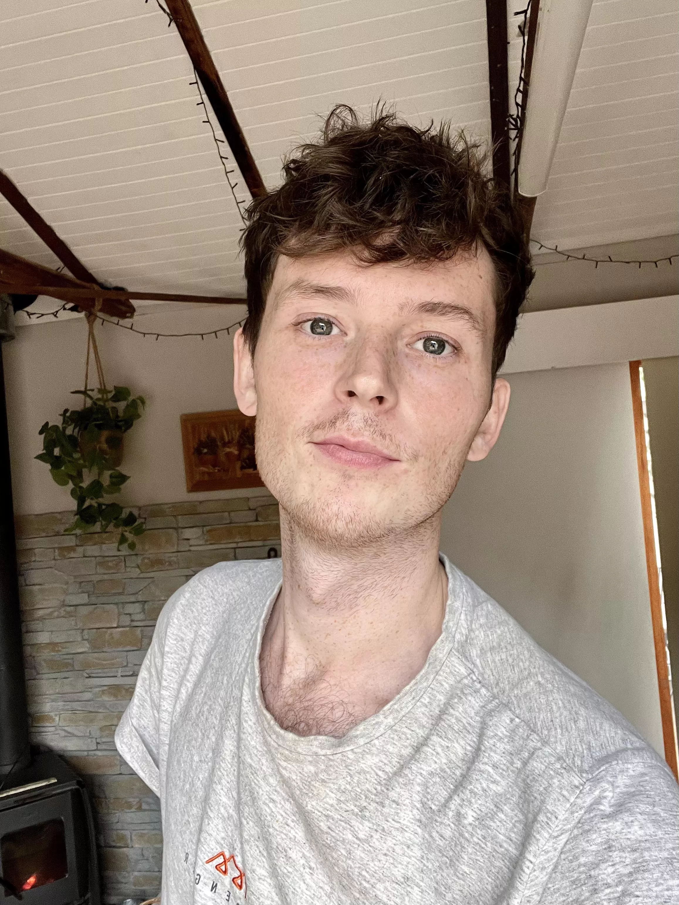 Hello 👋🏻 posted by TSkin30