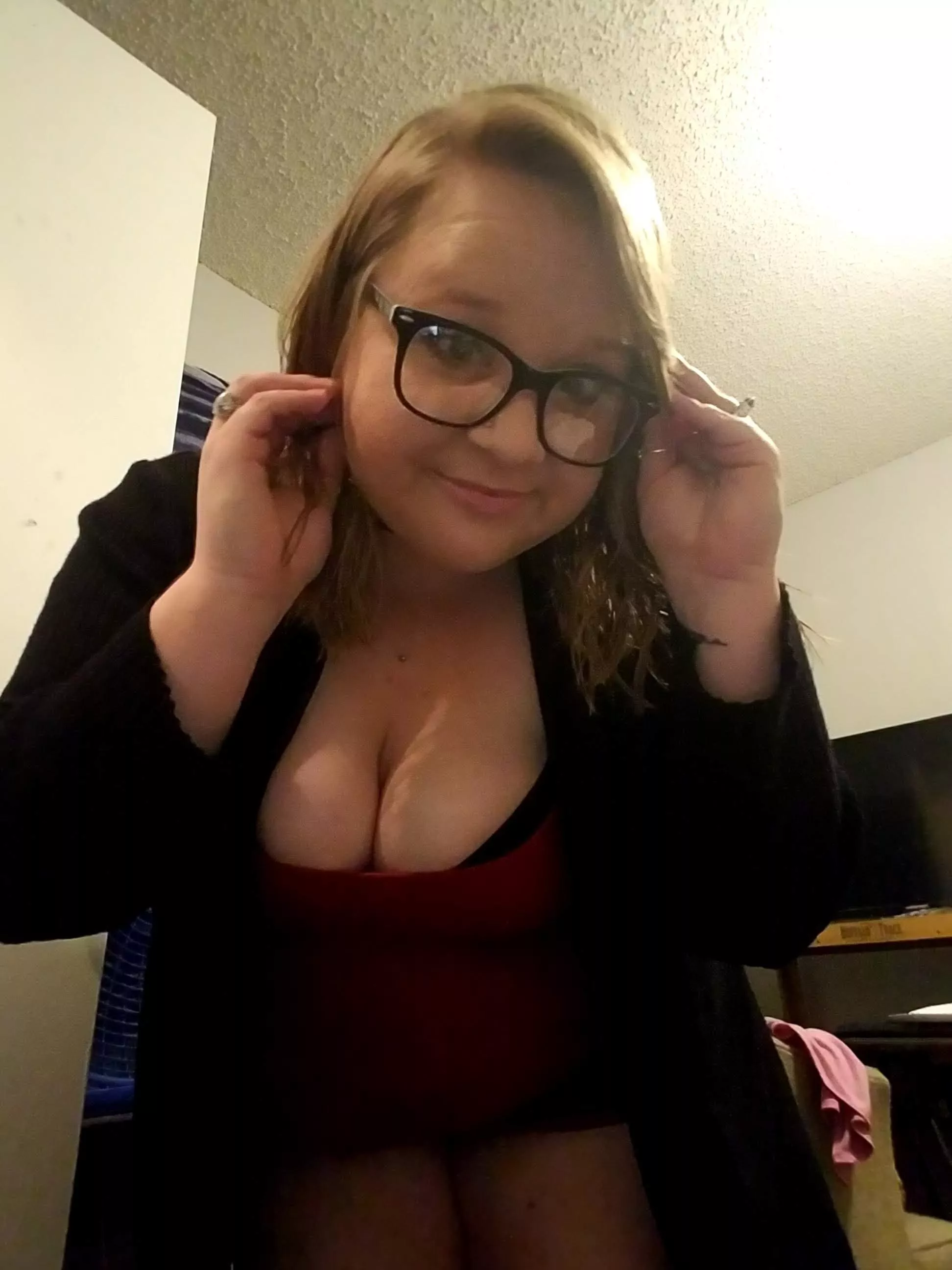 hope you like chubby titties :) posted by DipshitMcGoo