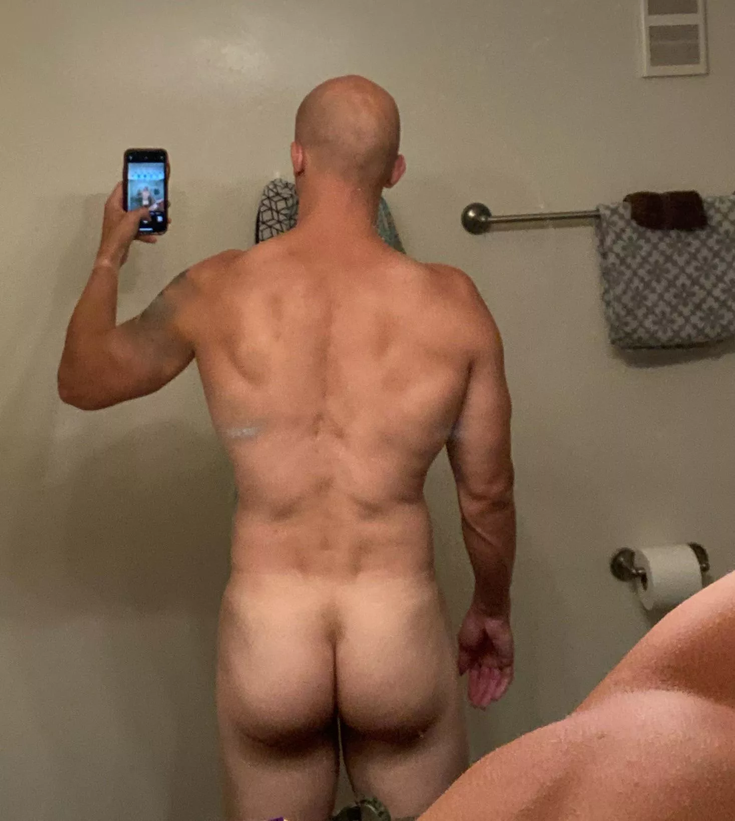 I can make it bounce too. 😉🍑 posted by TrainerRay85