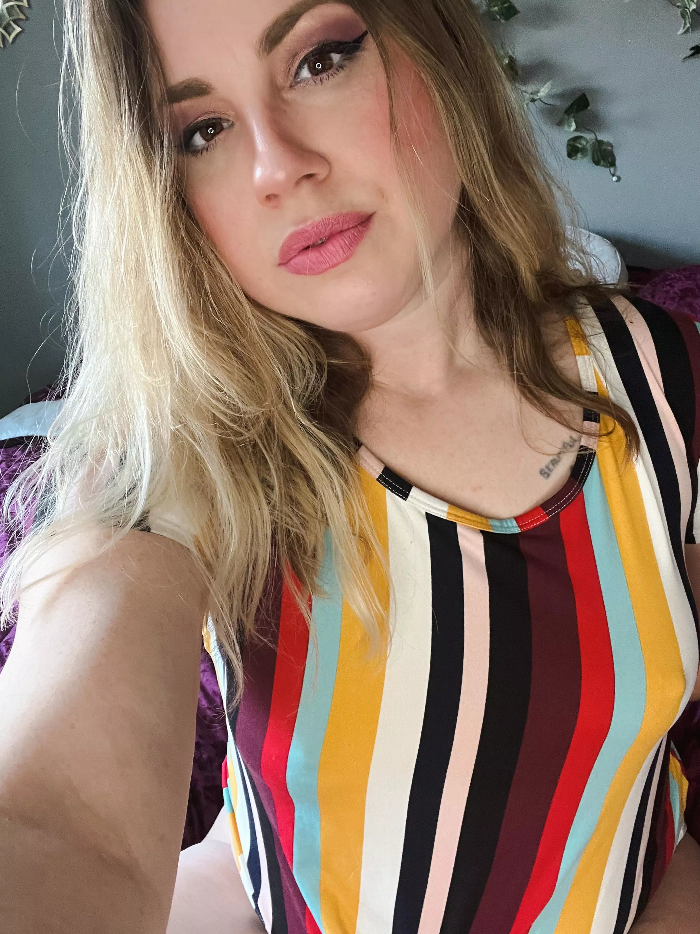 I never wear a bra at home posted by br33zyrainnn