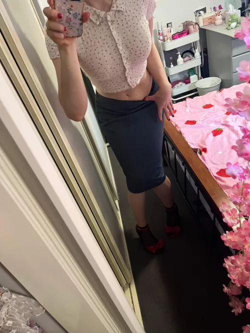 I think my skirt ones come off 🎀 by Rathom015