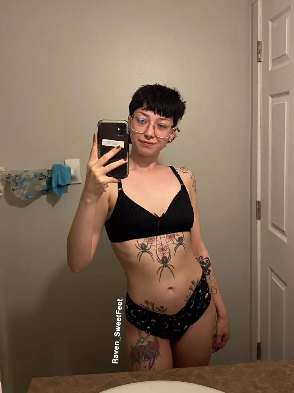 I’m hoping you aren’t scared of spiders… 😈🕷️ posted by raven_sweetfeet