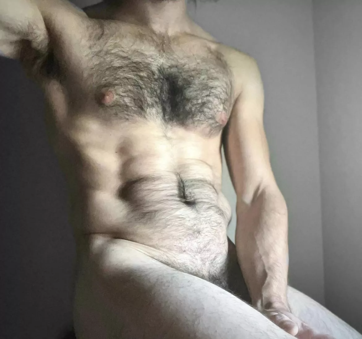 Just chillin by the window ;) posted by Bearskinyogii