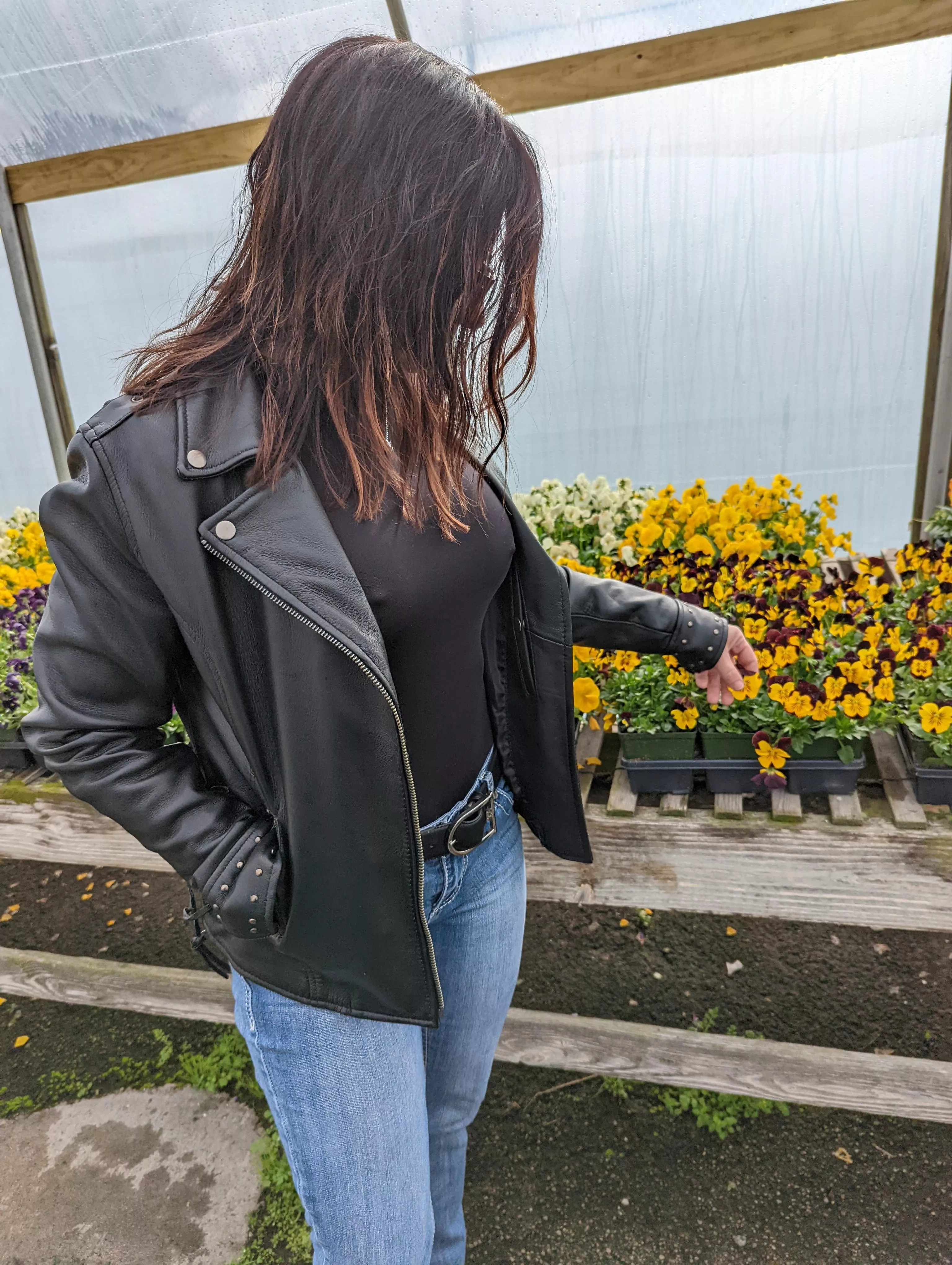 Love to go shopping! posted by 642611