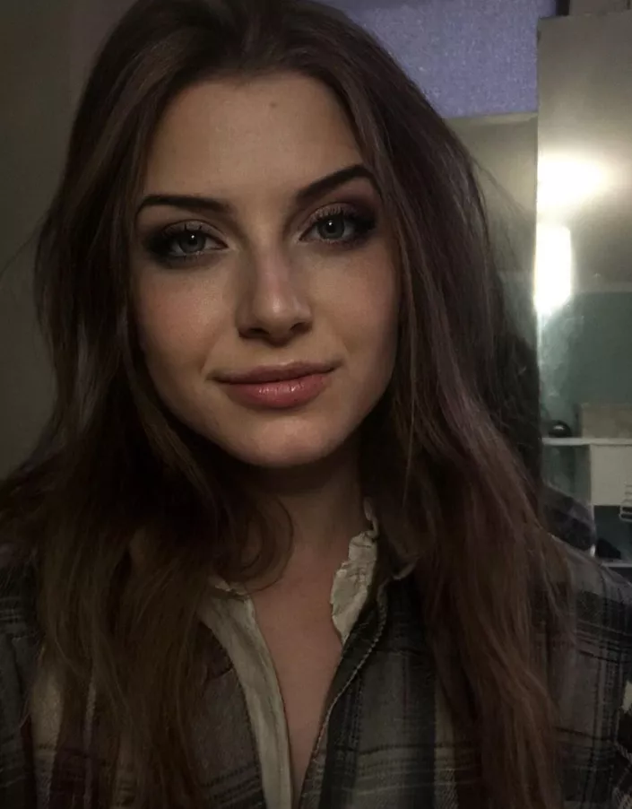 Maria Kosowska posted by shewakeup