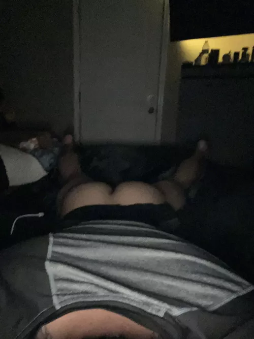 Muscular small but by TrueGodComplex