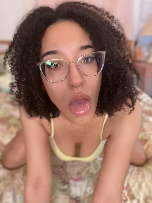 Please give it to me Daddy by lxvelybunny