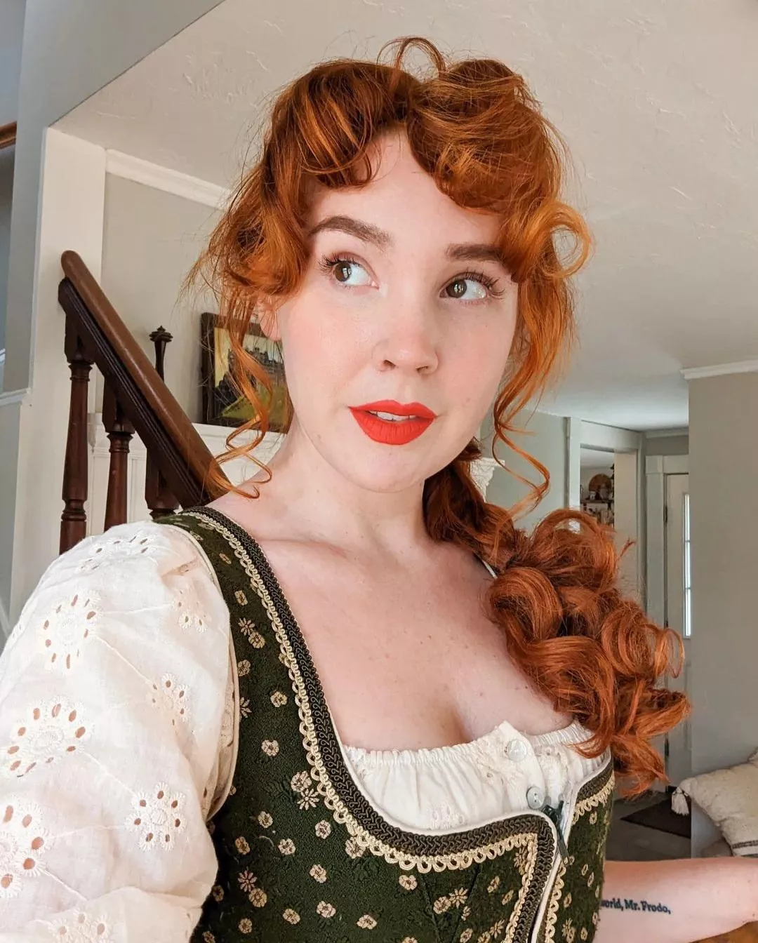 Rachel Maksy posted by llamedos197