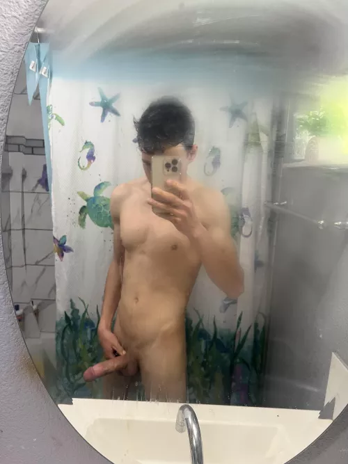 Rate me and I hit you up!! by Schultzboner