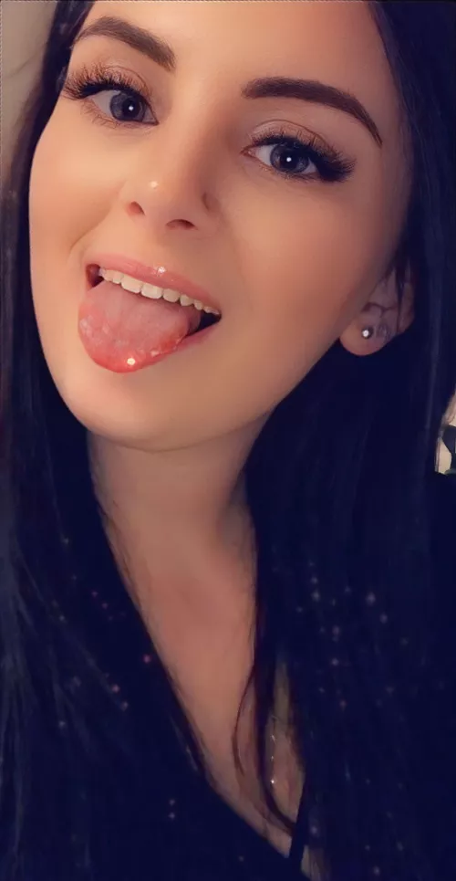 Ready to cover. by AmazingDDs