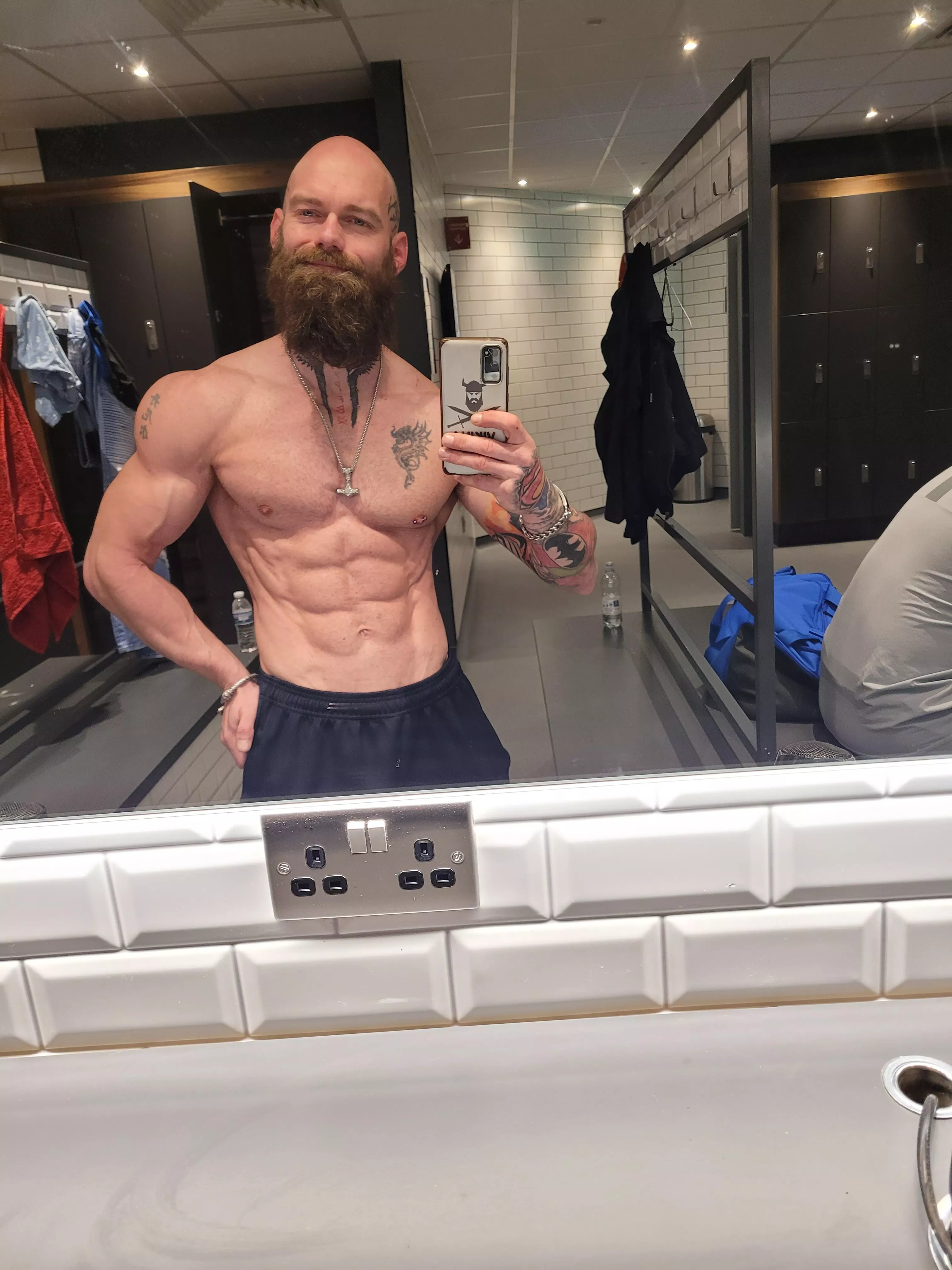 shoulder day done! Time for sauna 😎 [m] posted by Prestigious-Today-66