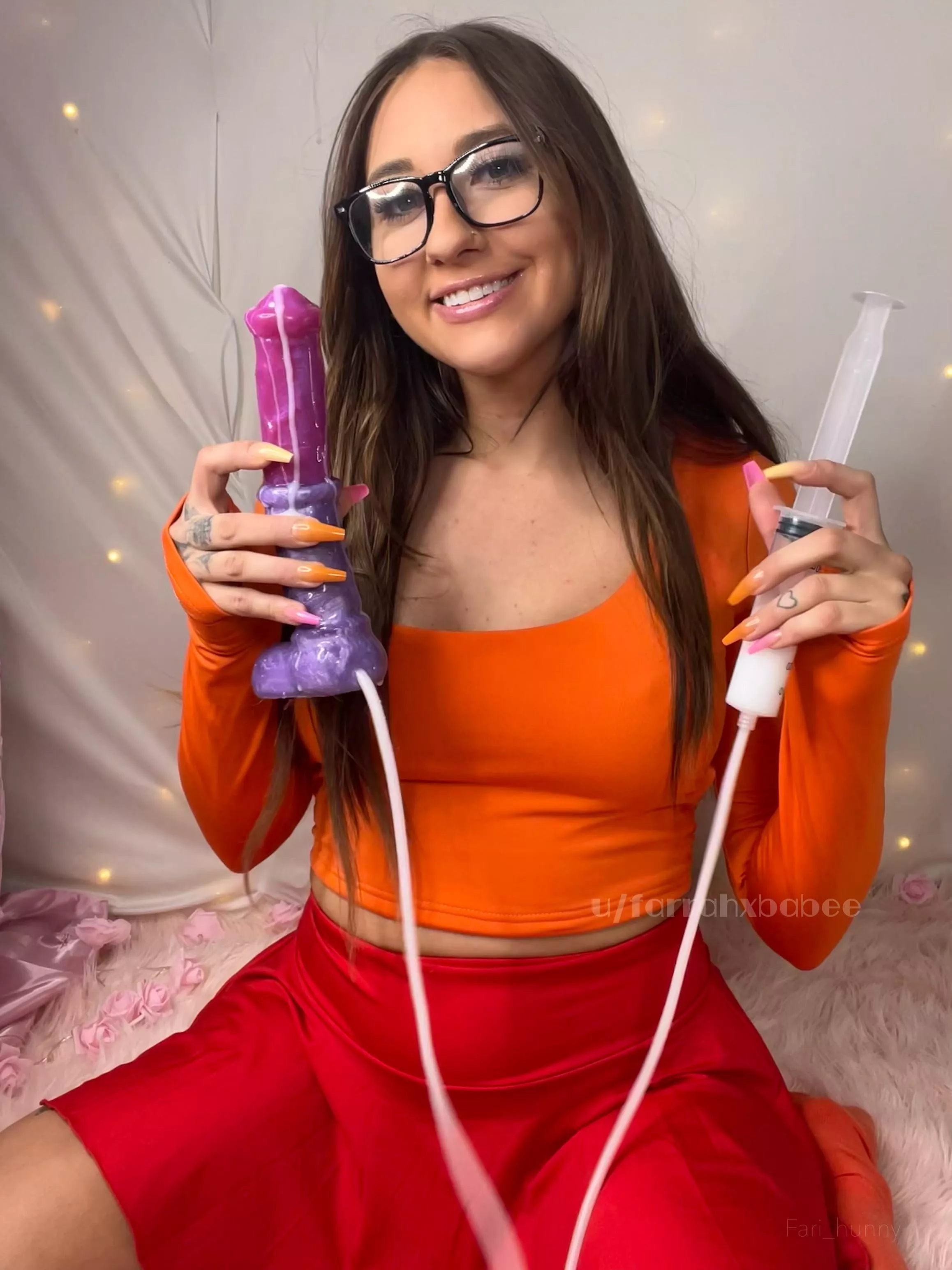 smaller than what I usually get but I love this color combo on my Bull toy by Deep Fantasies 😈 posted by farrahxbabee