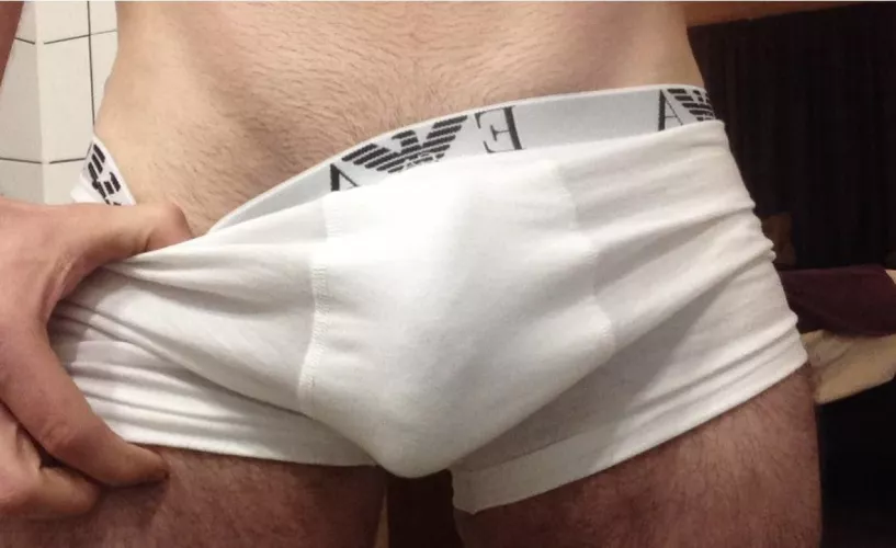 Tight by walkoutsong