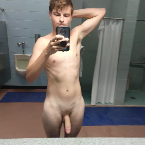 Who wants to play with this twink by HungVerseNerd