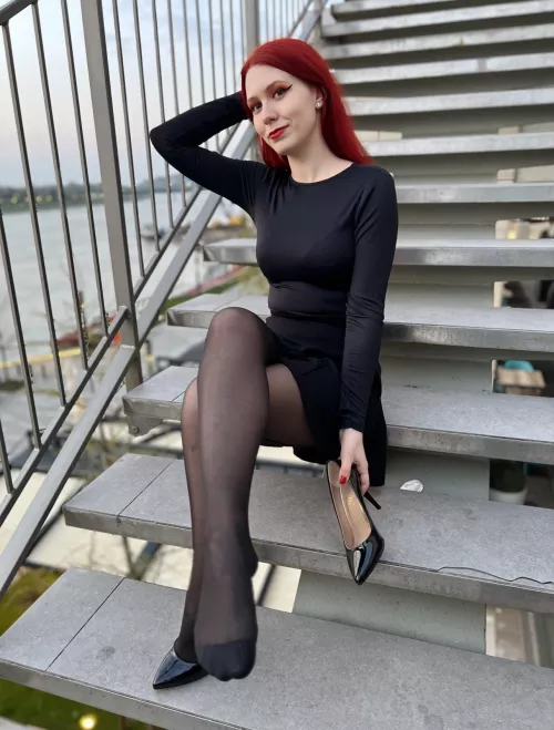 Black pantyhose for you 🖤 by ichigo_emaa