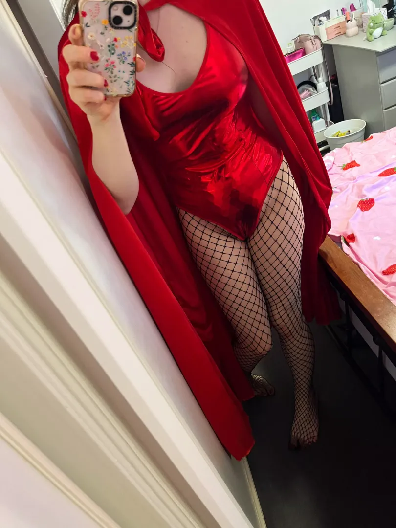 Can I be your little red riding Hood? 😊 posted by Rathom015