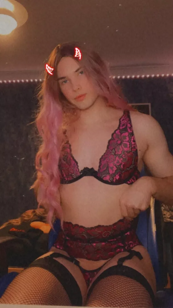 can i be your princess daddy? 🥰 posted by TSCorinnaJ