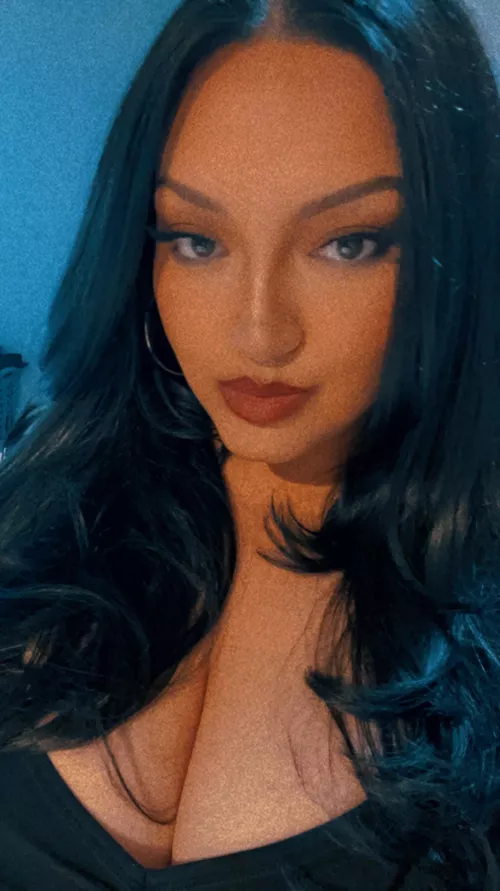 Can I send you selfies everyday, yes or no? 🤭 by Thickthickbaby