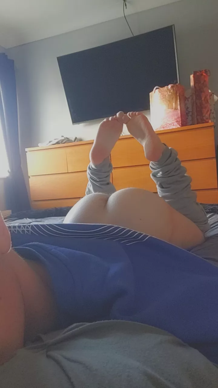 Can someone plz fuck my hole as rough as they can 🥵 posted by cutiepiebublbut