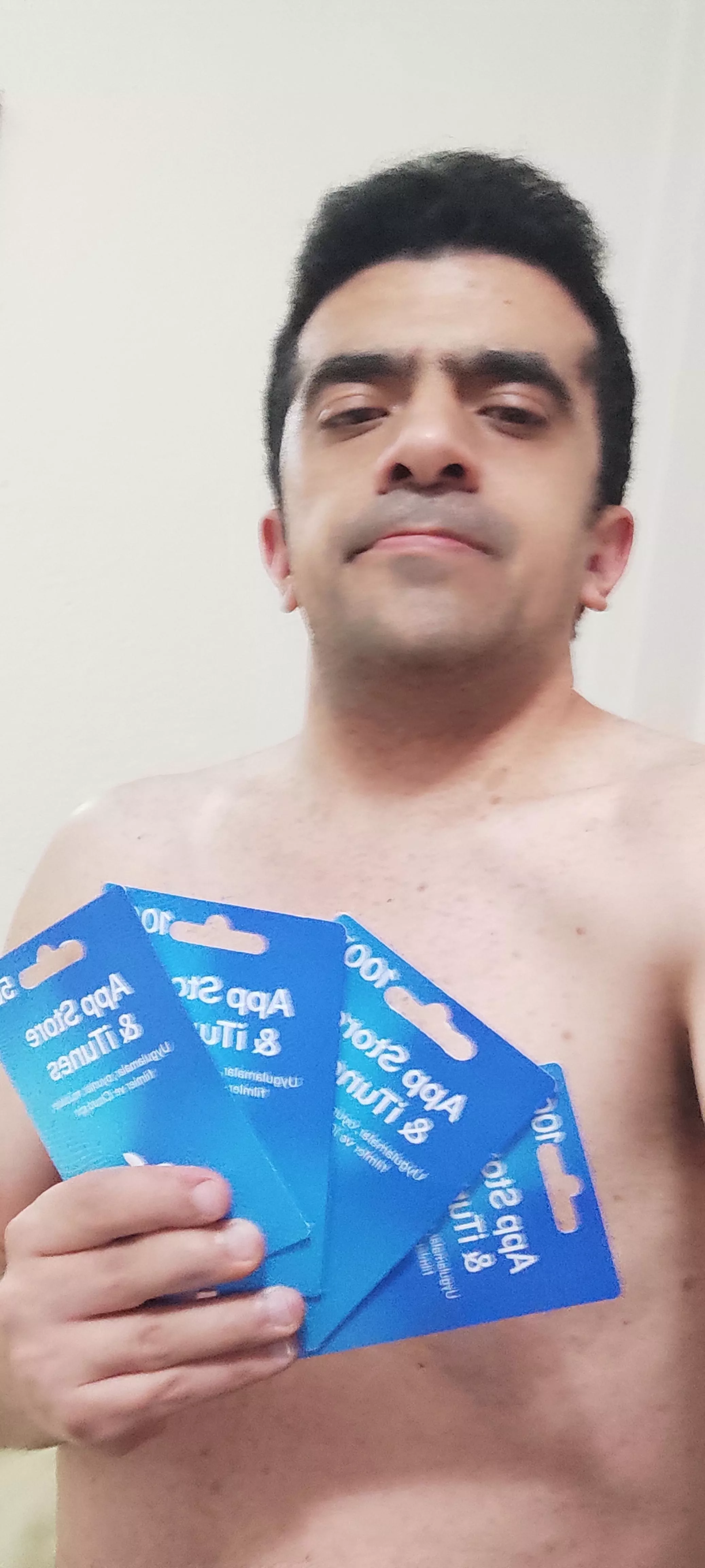 can you play poker with me please (milf,mature,girls) posted by darkkid3007