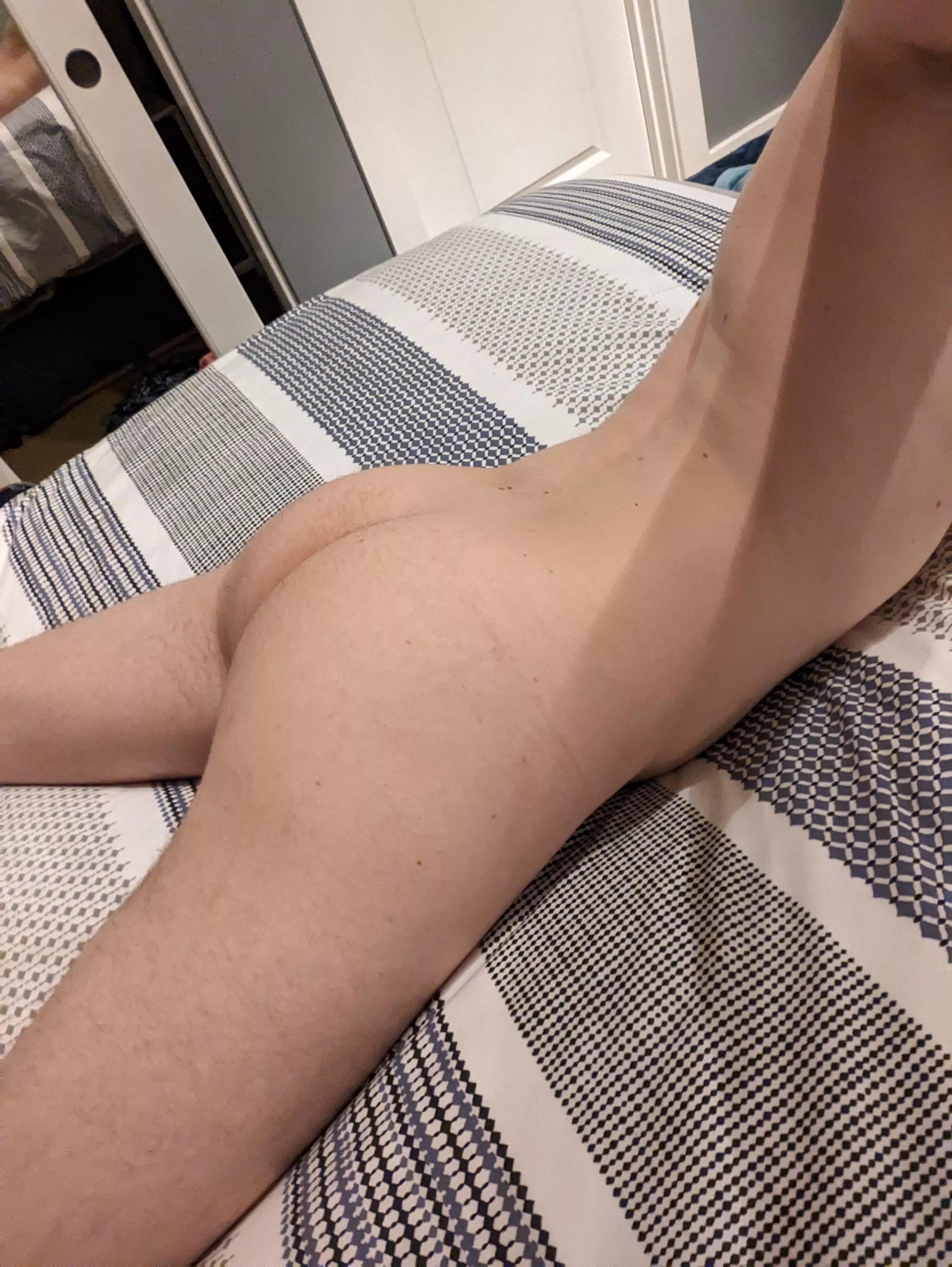 Come join me in bed, I'm lonely posted by KitterKatter420