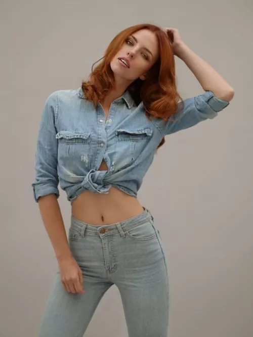 Daisy Pettinger by Breathlessbeauty