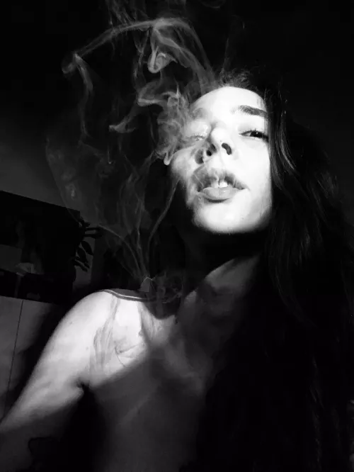 Edge with me 💨 by Inkedkrake