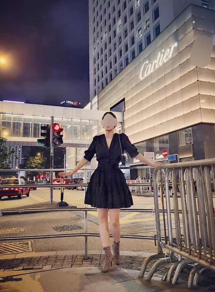 Finally off work! Let’s take a walk home! Yay! posted by Dayknight4u