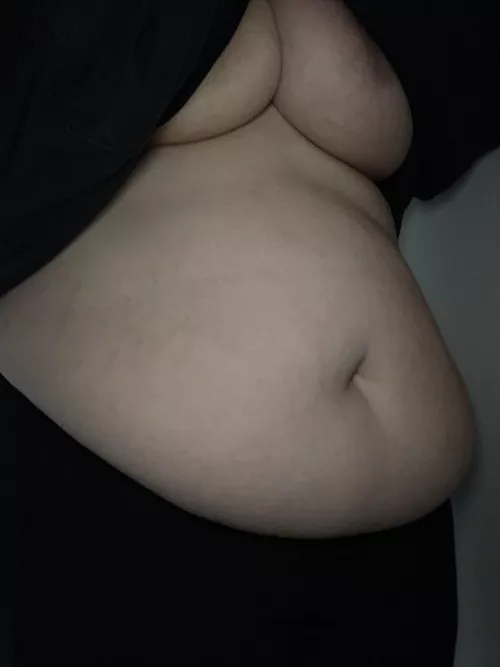 Getting so heavyyyy 😍 by Barbiehungry