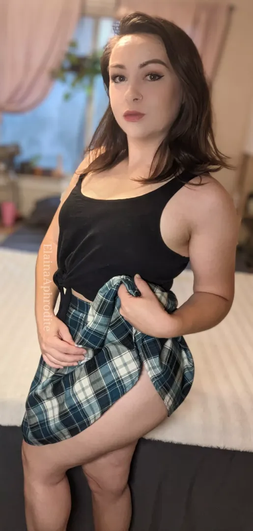 got a new skirt, wanna see what's under it? by elainaaphrodite