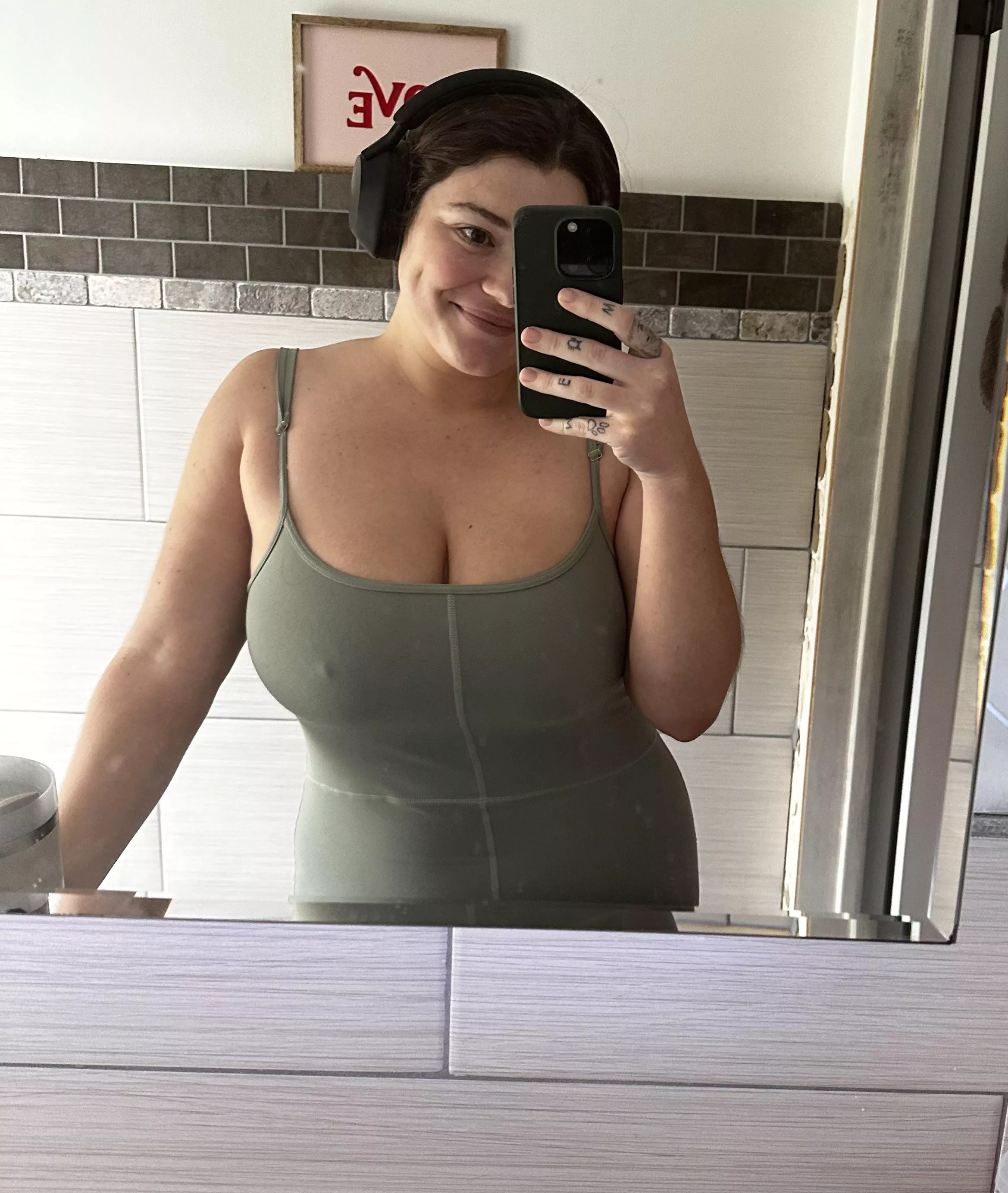 Heading off to the gym posted by ViggsH