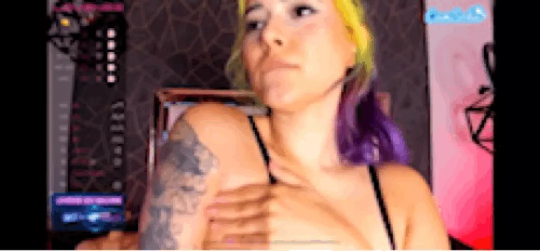 i know, someone know this girl's name. please help. by gurayorcunkuscu