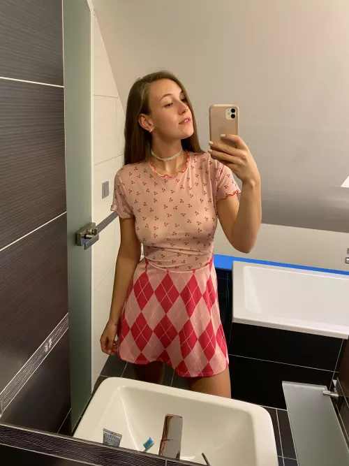 It’s always a thrill wearing skirts and no underwear by pride_ah