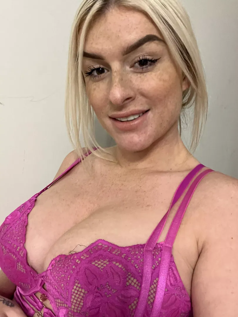 Not sure if this is my colour by Naughtyirishslut
