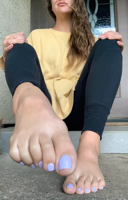 Open wide😚 by Thedivinefoot