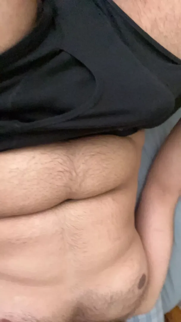 So hornyy wanna play w some bears posted by gazerroops