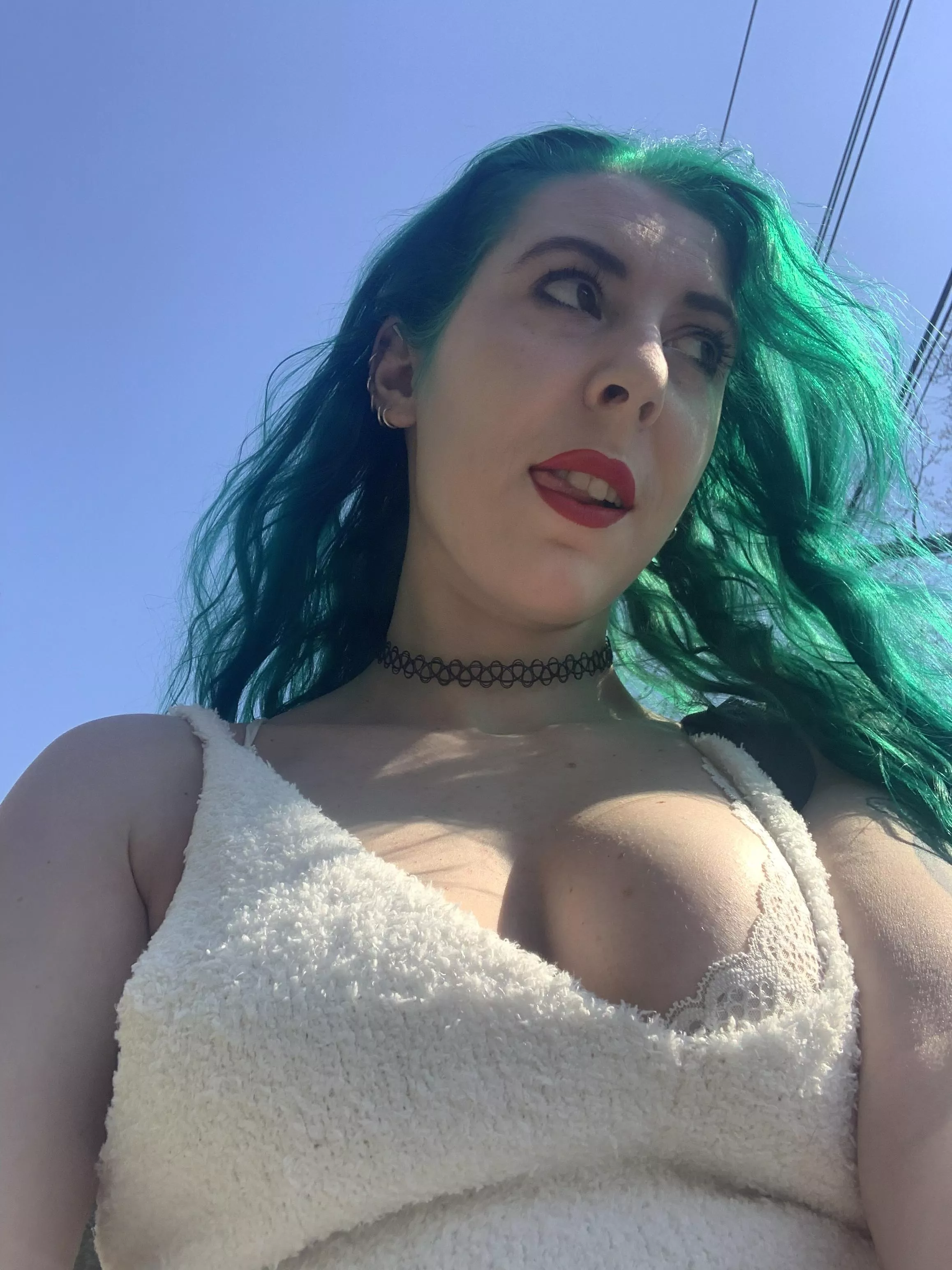 Sunny cleavage posted by sirenskiss3