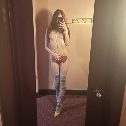 The thigh highs stay on by Redxxxsuede