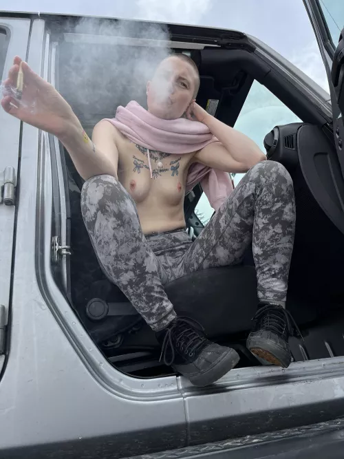 This (F)ing dispo pre-roll sucks. by Mywifepeaks