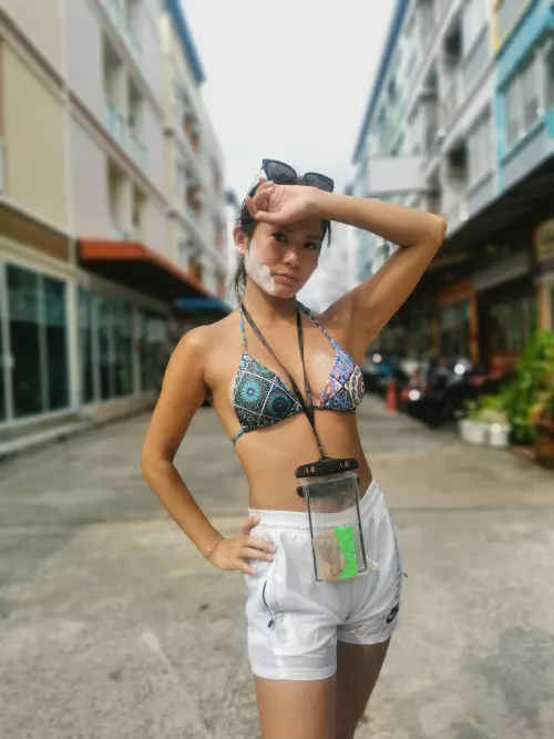 thisishellmel (@thisishellmel) [Instagram] by Good-Manufacturer246