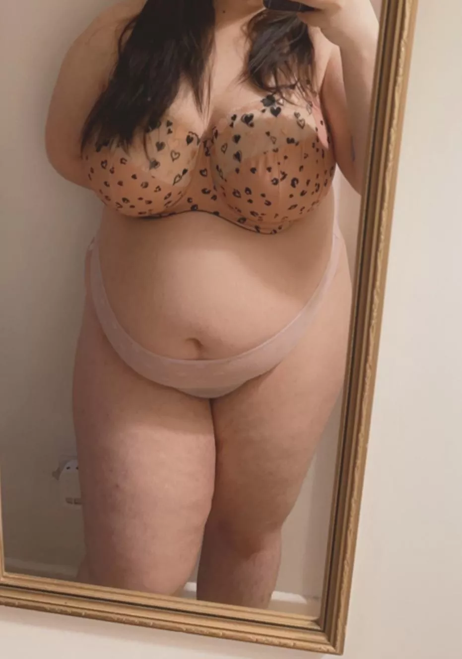 26 and fatter than ever 😇🥰🧸 posted by MissyMooCow_