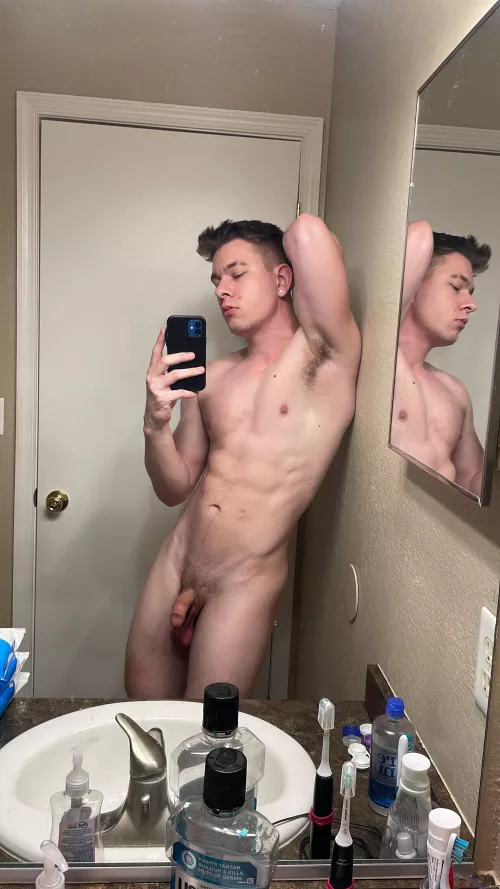 Abs and lats for you by StrippingViolinist