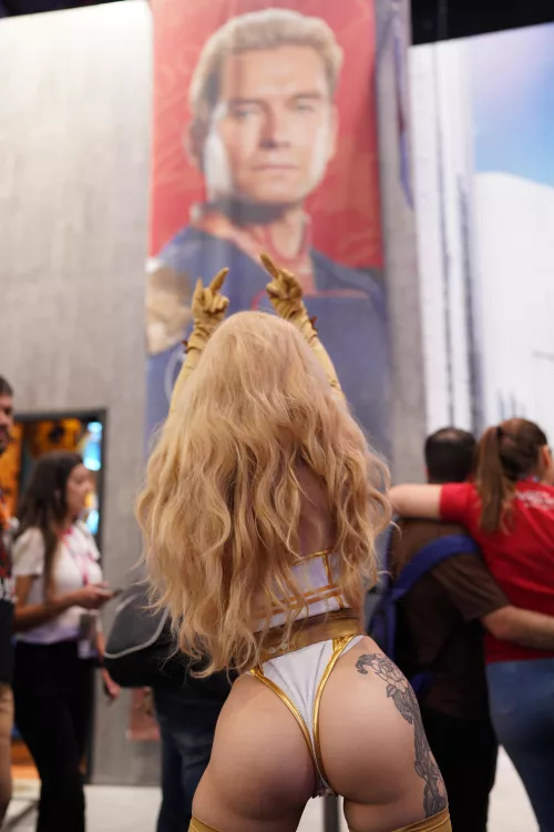 Amanda Welp as Starlight by blizzardsg